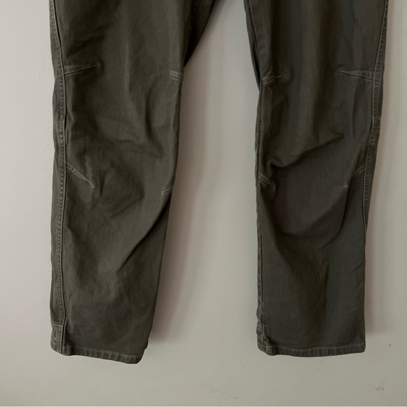 Kuhl Rydr Ryder Pants Mens 34x30 green Vintage Patina Dye Active - Picture 3 of 10